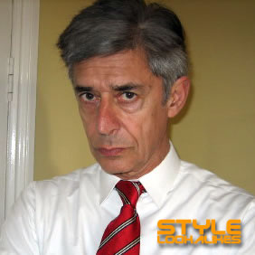Arsene&nbsp;Wenger&nbsp;lookalike