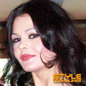 Catherine&nbsp;Zeta&nbsp;Jones&nbsp;lookalike